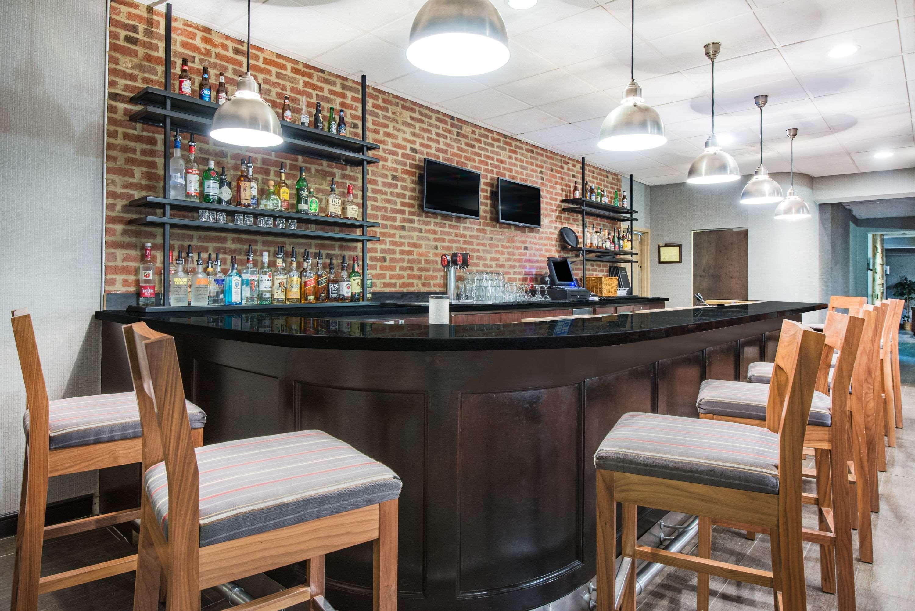 Wyndham Garden Inn Pittsburgh Airport Robinson Township Екстериор снимка