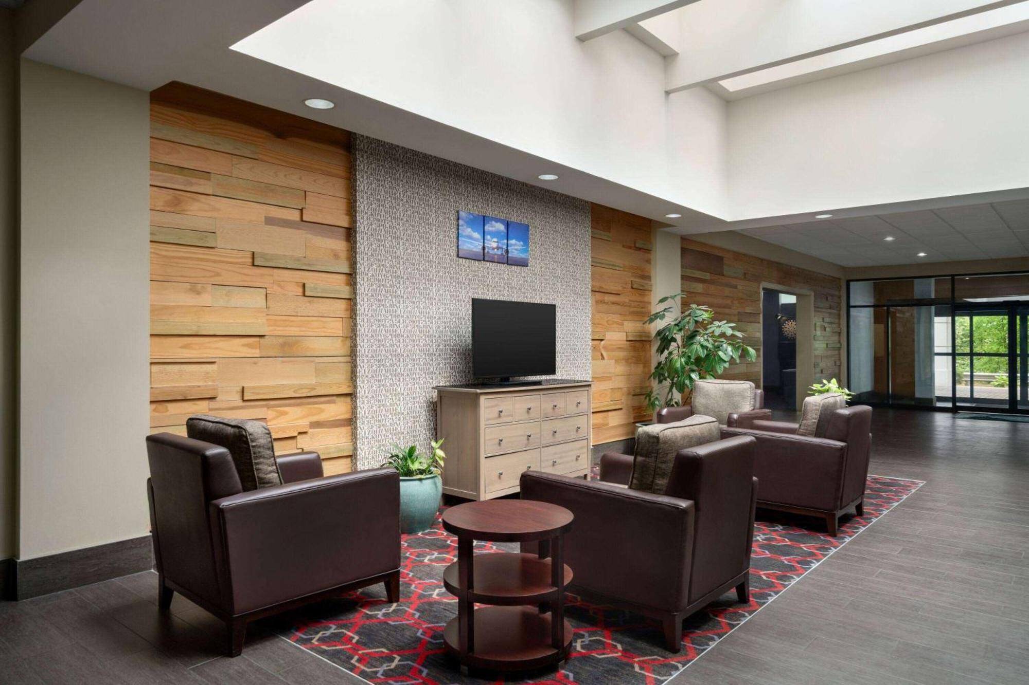 Wyndham Garden Inn Pittsburgh Airport Robinson Township Екстериор снимка