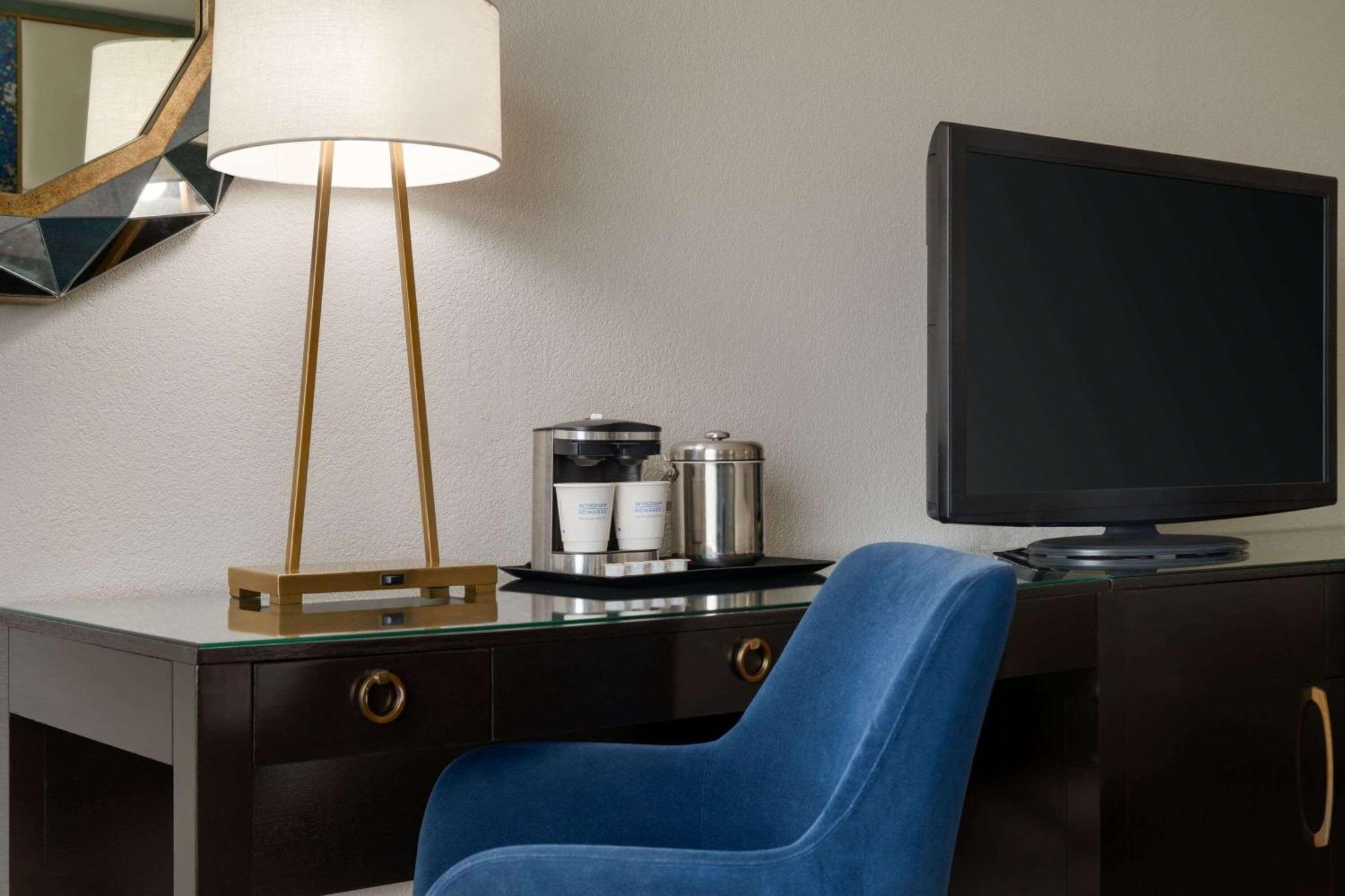 Wyndham Garden Inn Pittsburgh Airport Robinson Township Екстериор снимка