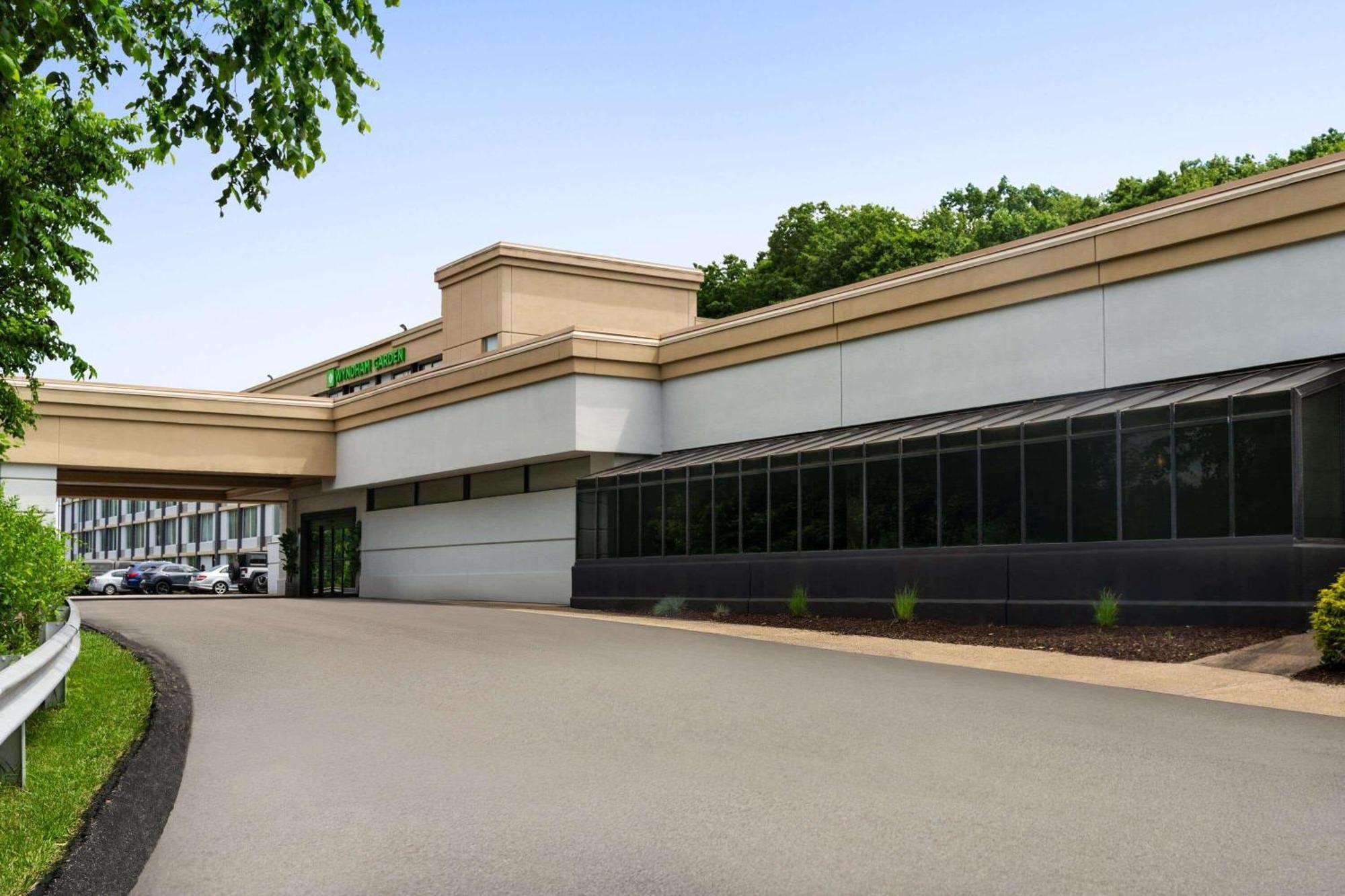 Wyndham Garden Inn Pittsburgh Airport Robinson Township Екстериор снимка