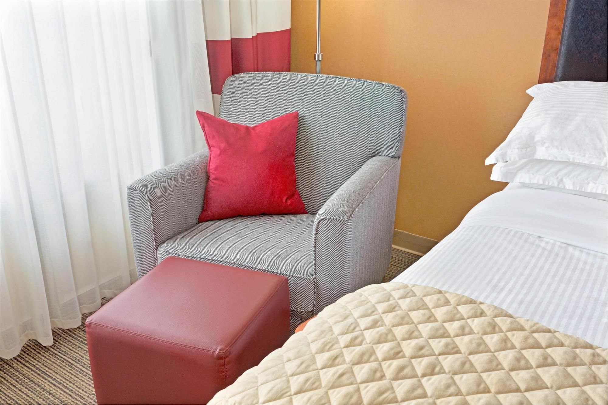 Wyndham Garden Inn Pittsburgh Airport Robinson Township Екстериор снимка